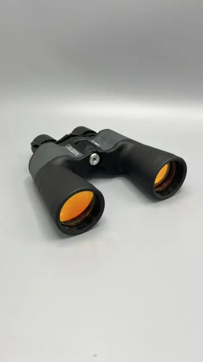 Verrekijker Iris 2000 zoom 10-30x50 met draagtas en lensdoppen – kavel bij De Kringwinkel, Waardamme