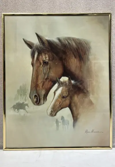Vintage ingelijste kunstdruk – Merrie met veulen (Equestrian art), gesigneerd Ruane Manning, ca. jaren 70/80 – kavel bij De Kringwinkel, Waardamme