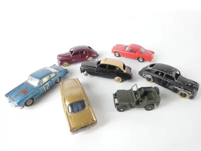 Set van 7 vintage speelgoedauto's - Dinky Toys metalen – kavel bij De Kringwinkel, Heverlee
