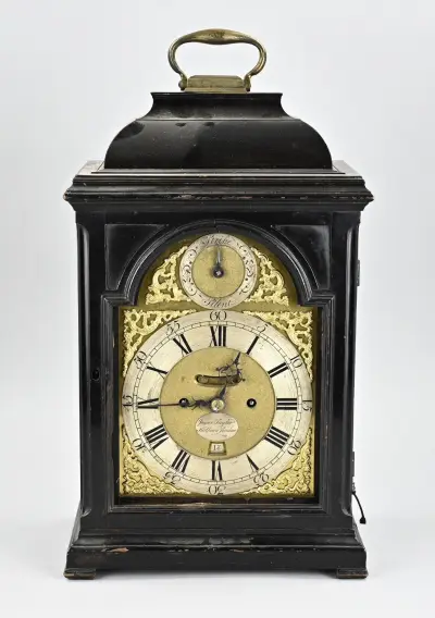 Tafelklok (Jasper Taylor Holborn Londen), 48 cm – kavel bij Twents Veilinghuis