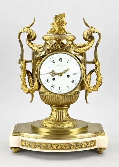 Zeldzame Louis Quinze pendule, 48 cm – kavel bij Twents Veilinghuis