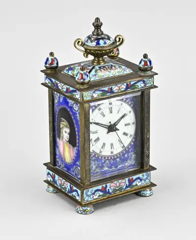 Cloisonné tafelklokje, 19,5 cm – kavel bij Twents Veilinghuis