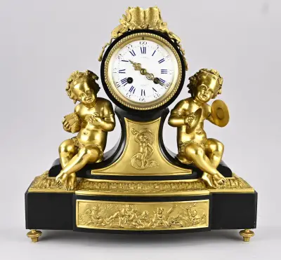 Franse pendule met putti – kavel bij Twents Veilinghuis