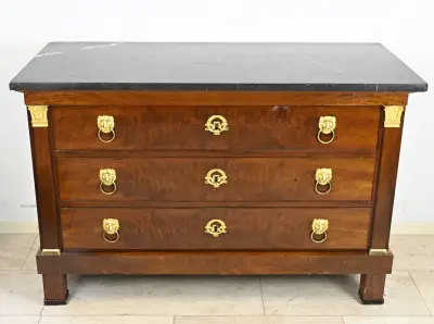 Empire commode – kavel bij Twents Veilinghuis