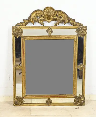 Spiegel met kroon, 92 x 66 cm – kavel bij Twents Veilinghuis