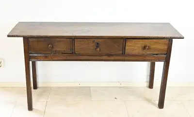 Eiken side-table – kavel bij Twents Veilinghuis