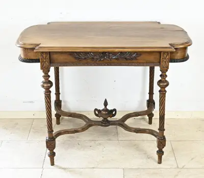 Franse tafel (notenhout), 1880 – kavel bij Twents Veilinghuis