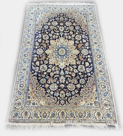 Perzisch tapijt, 200 x 119 cm – kavel bij Twents Veilinghuis