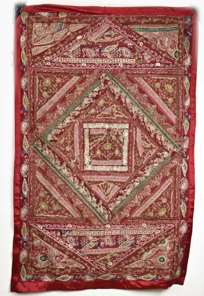 Oosters kleed, 94 x 142 cm – kavel bij Twents Veilinghuis