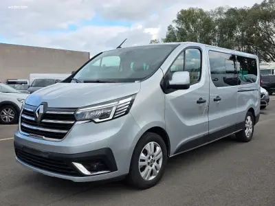 Renault Trafic Grand Passenger Intens Blue dCi – kavel bij Auctim, Aartselaar