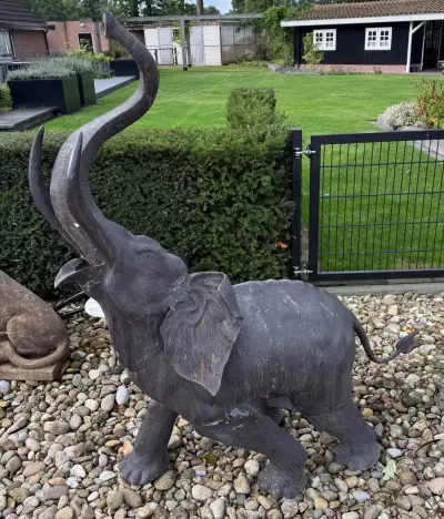 Bronzen (tuin)beeld, Olifant – kavel bij Twents Veilinghuis
