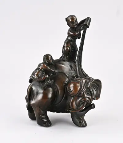 Bronzen beeld (olifant) – kavel bij Twents Veilinghuis