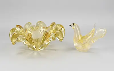 2x Glaswerk met golddust – kavel bij Twents Veilinghuis