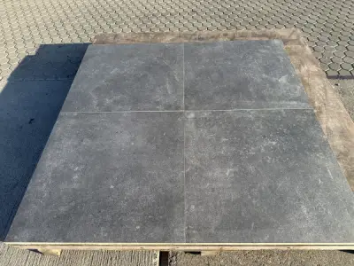 153,6 M2 Keramische Tegel Carbon 80x80x2 Cm – kavel bij XL Auctions