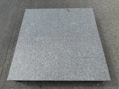 50,4 M2 Natuursteen Tegel Nari Black 60x60x2 Cm – kavel bij XL Auctions