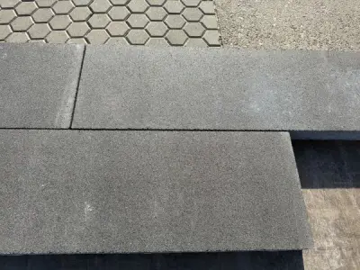 23,04 M2 Betontegel Medium Grey 30x120x6 Cm – kavel bij XL Auctions