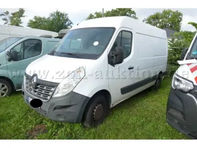 1 Renault Master bestelwagen / auto met schade & knutselauto – kavel bij Zoll-Auktion, Wandlitz