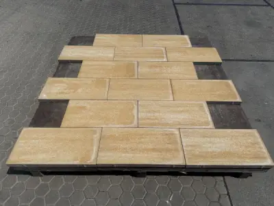 90,71 M2 Betontegel Nuance Sunny Yellow 30x60x4 Cm – kavel bij XL Auctions