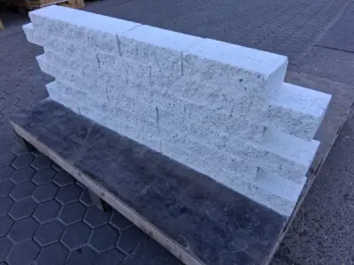 896x Muurblok Beton Noors Marmer 24x11,5x7,1 Cm – kavel bij XL Auctions