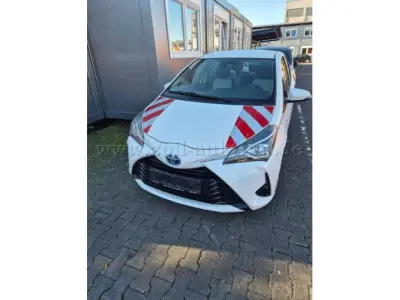 1 toyota yaris hybrid – kavel bij Zoll-Auktion, Bonn