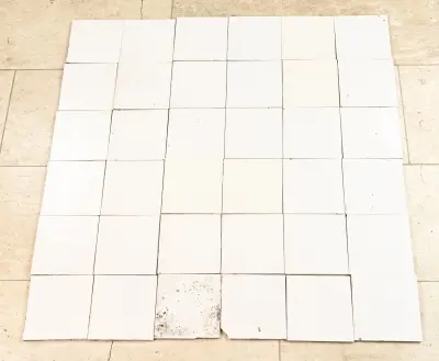 Lot witjes tegels (36 st.) – kavel bij Twents Veilinghuis