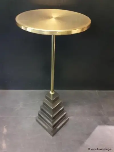 Bartafel/presentatiezuil – kavel bij ProVeiling, Rotterdam