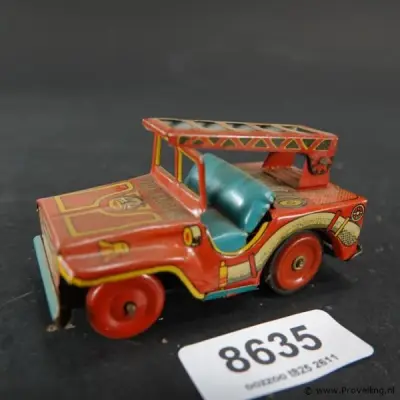 Blikken frictie-brandweerjeep gemaakt in Japan in de jaren 1950 – kavel bij ProVeiling, Wageningen