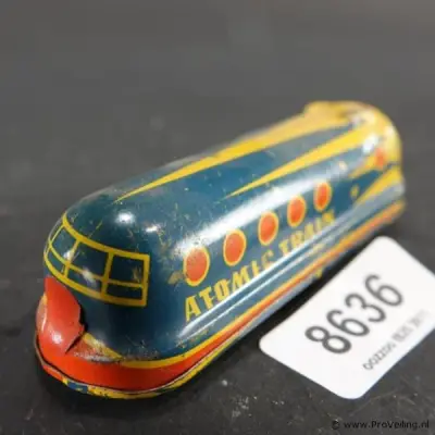 Blikken speelgoedtrein genaamd de Atomic Train, gemaakt in West-Duitsland rond de vroege jaren 1950 (vaak geproduceerd door fabrikanten zoals Johan… – kavel bij ProVeiling, Wagenin