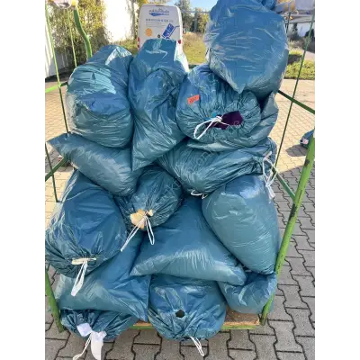 Posten Kleidung & Wäsche – kavel bij Luedtke Versteigerungen, Berlin