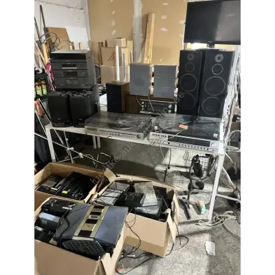 großer Posten Technik – kavel bij Luedtke Versteigerungen, Berlin