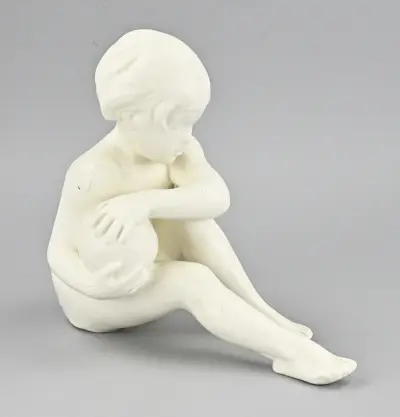Sculptuur, Meisje met bal – kavel bij Twents Veilinghuis