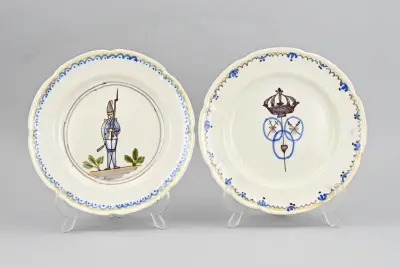 2x Franse schotel Ø 24 cm – kavel bij Twents Veilinghuis