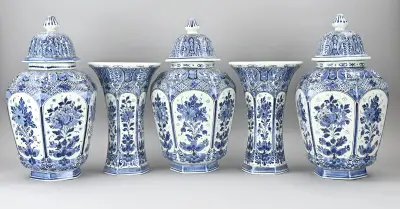 5-Delig Delfts kaststel, H 34 - 45 cm – kavel bij Twents Veilinghuis
