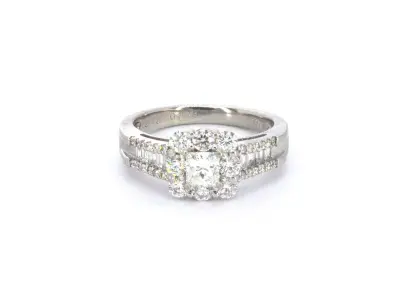 Platina ring met een natuurlijke prinses en briljant geslepen diamanten – kavel bij Onlineveilingmeester