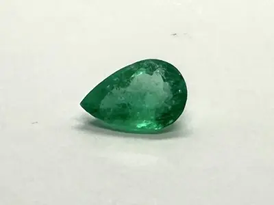 Smaragd - 0.81 carat Colombiaanse smaragd – kavel bij Onlineveilingmeester