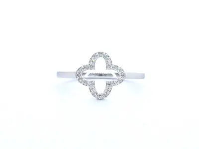 Witgouden ring met een open klaver vier motief gezet met diamanten – kavel bij Onlineveilingmeester
