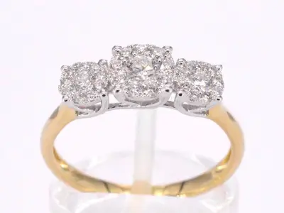 Gouden ring met drie chatons van diamanten 0.75 carat – kavel bij Onlineveilingmeester