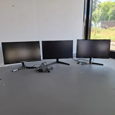 3x Monitor, Samsung, diverse modellen – kavel bij Onlineveilingmeester, Raalte