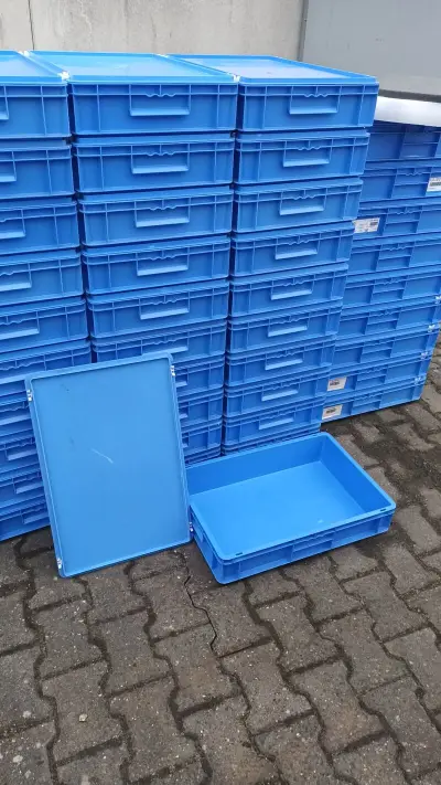 Ca. 40x Opslagbakken met klikdeksel, Blauw – kavel bij Onlineveilingmeester, Raalte
