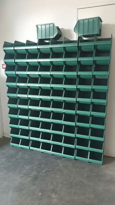 Ca. 82x Magazijnbakken met grijp opening, Overtoom, Groen – kavel bij Onlineveilingmeester, Raalte