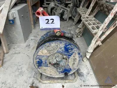 Kabelhaspel met 40 meter H07RN-F 3G2.5 kabel, 230 V, 3500 W. Werking niet gekend – kavel bij Appelboom