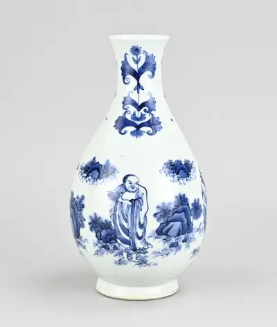 Chinese vaas, H 22,2 cm – kavel bij Twents Veilinghuis
