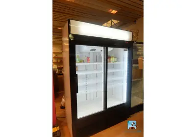 Koelvitrine met 2 deuren – kavel bij Clicpublic, Huy