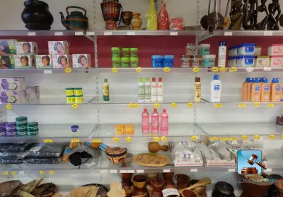 Partij cosmetische producten – kavel bij Clicpublic