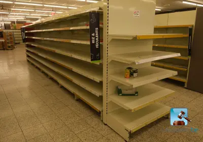 Dubbele rekken – kavel bij Clicpublic, Châtelet