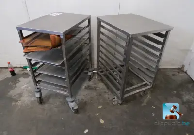 Set dienbladenwagens – kavel bij Clicpublic, Châtelet