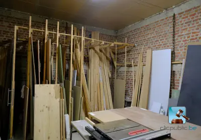Hout Varia – kavel bij Clicpublic, Vieux