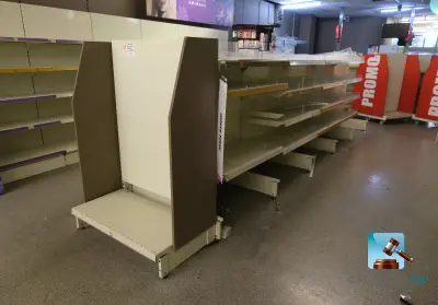 Dubbele rekken – kavel bij Clicpublic, Châtelet