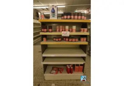 Set van kaarsen – kavel bij Clicpublic, Châtelet
