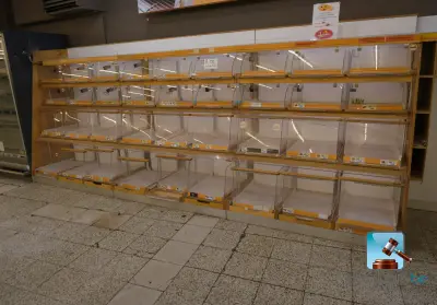 Set broodplanken – kavel bij Clicpublic, Châtelet